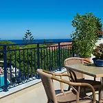 Contessa Hotel